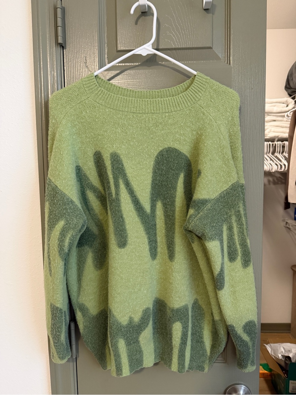 Women’s Green Graphic Crewneck Sweater